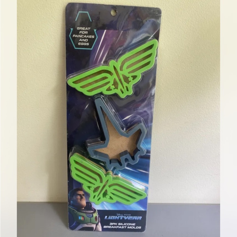 Disney Pixar Buzz Light Year - 3/pak silicone breakfast molds.  New in box